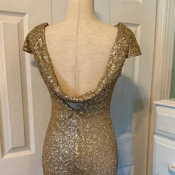 SORELLA VITA Gold Sequin Cap-Sleeve Maxi Gown Sz 10 - Picture 8 of 10